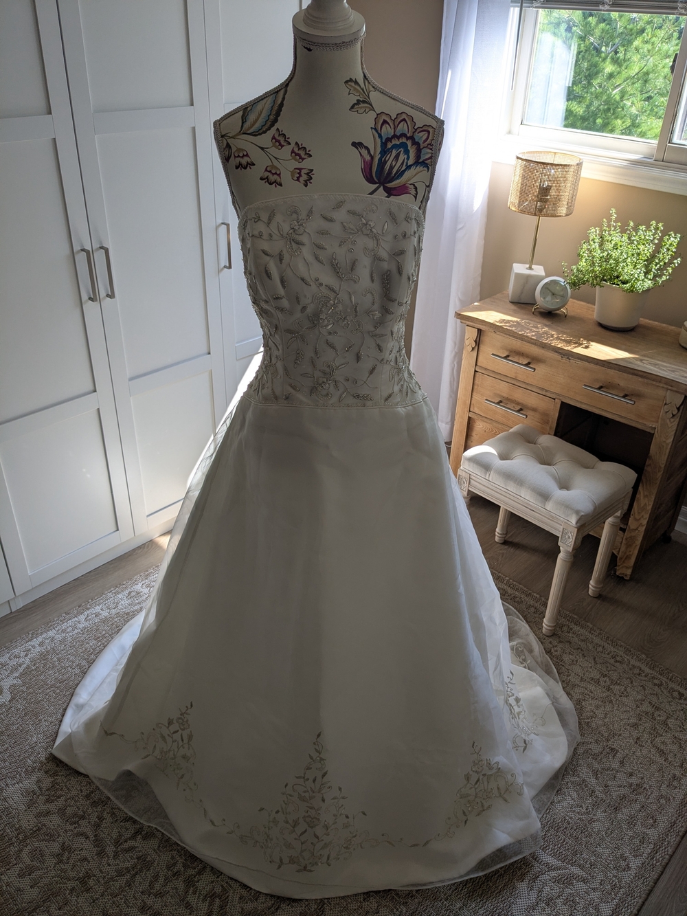 ALFRED SUNG White Strapless A-Line Wedding Dress with Beaded Bodice